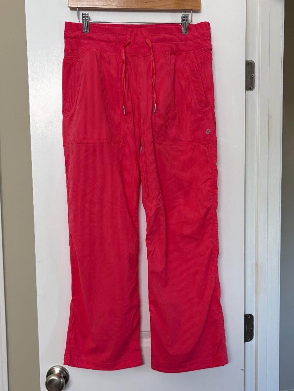 NWOT Lululemon Dance Studio Mid-Rise Pant - Short 8 - Glaze Pink